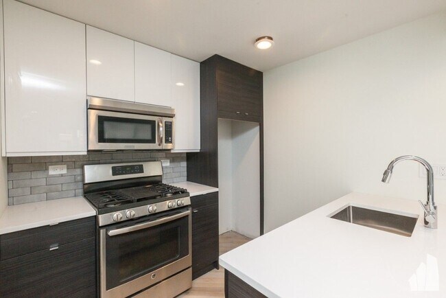 Photo - 944 W Grace St Unit 954-D201