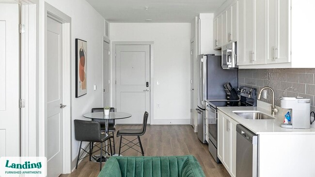 Photo - 2500 9th Ave SW Unit 213.1406503