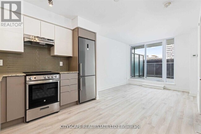 Photo - 120 Varna Dr Unit 425