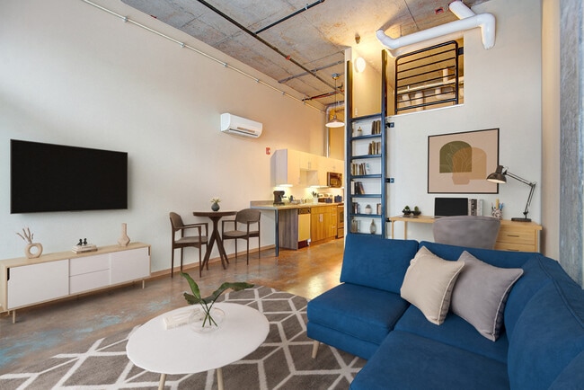 Building Photo - 708 Uptown