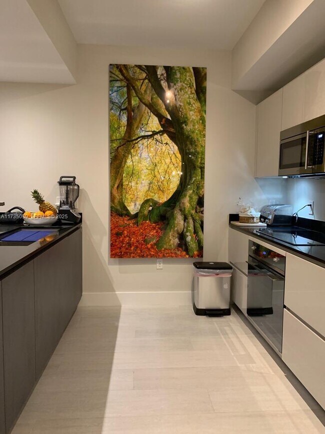 Photo - 1010 Brickell Ave
