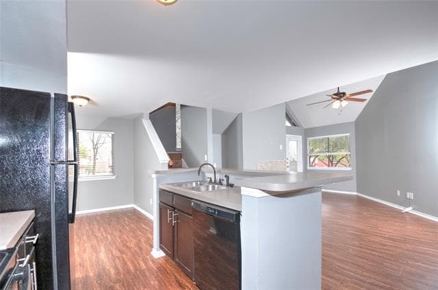 Photo - 9831 Walnut St Unit 209