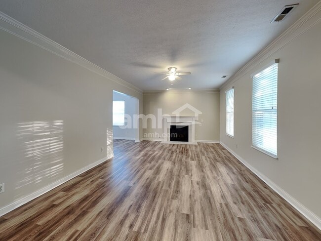 Photo - 6213 Womersley Dr