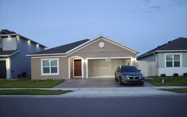 Building Photo - 260 Hamlet Lp