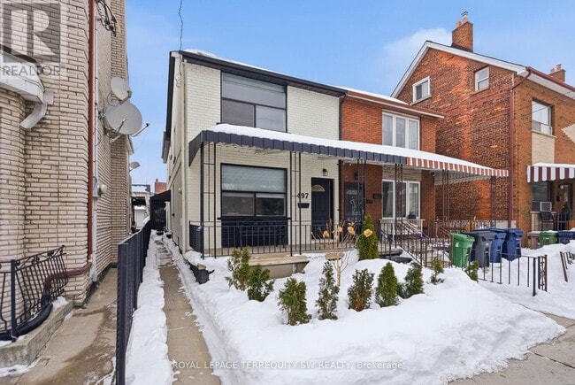 Photo - 497 Ossington Ave