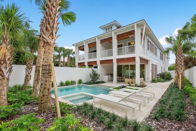 Photo - 909 Bond Way