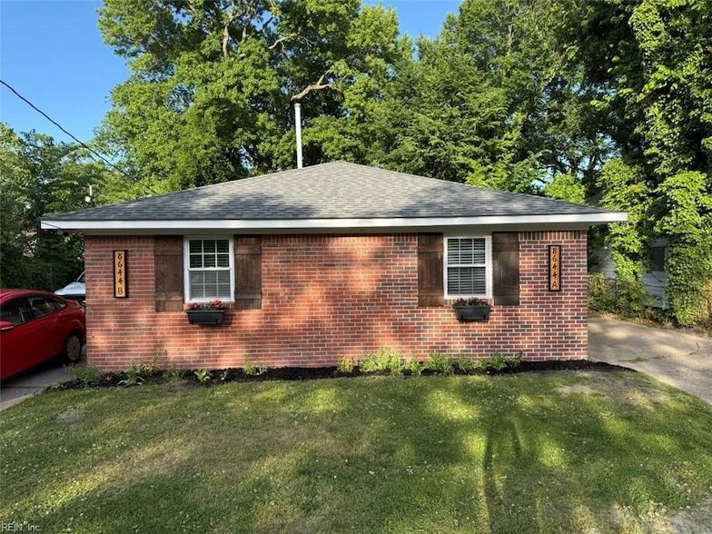 Photo - 8644 Chesapeake Blvd