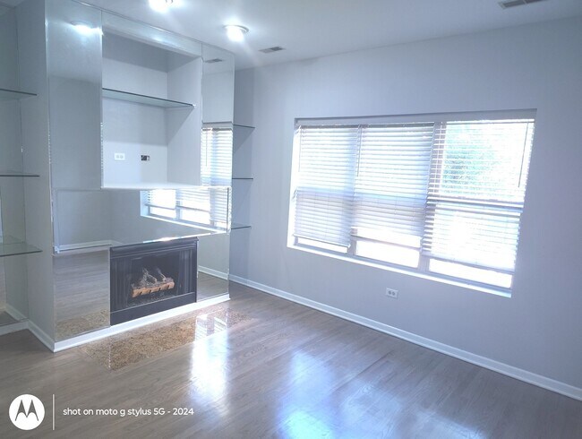 Photo - 2367 E 70th Pl