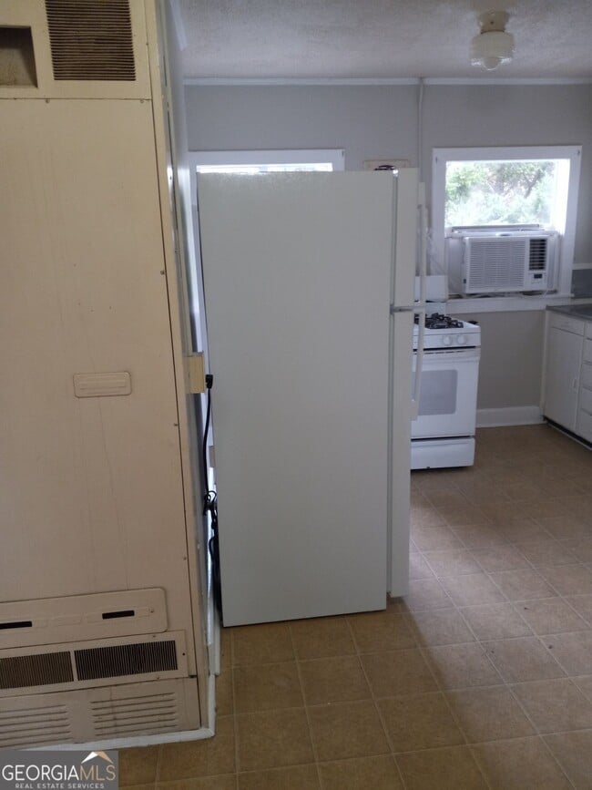 Photo - 224 Marshall St Unit 226B