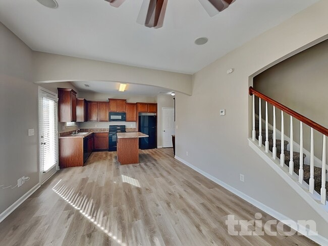 Photo - 287 Highland Falls Blvd