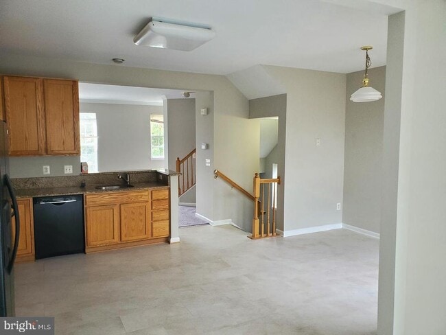 Photo - 1372 Cranes Bill Way