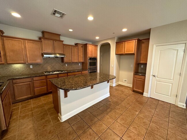 Photo - 3245 Pillsbury Rd