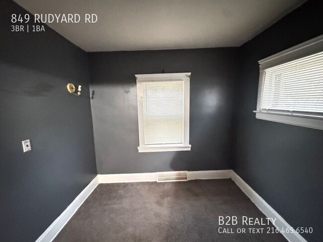 Photo - 849 Rudyard Rd