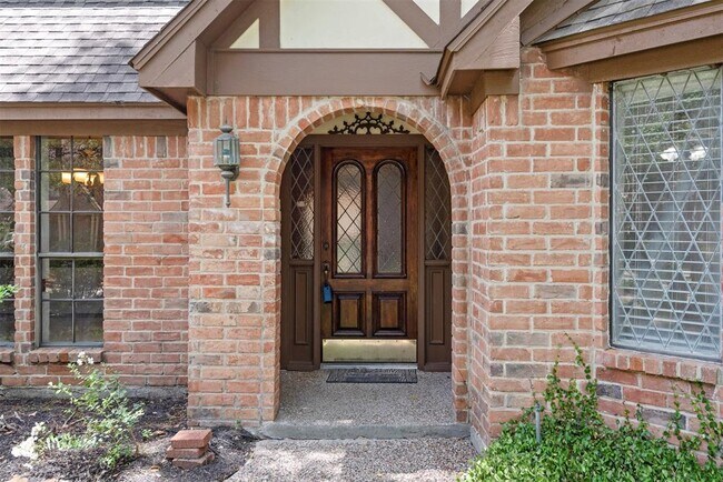 Photo - 6 Mallard Glen Pl