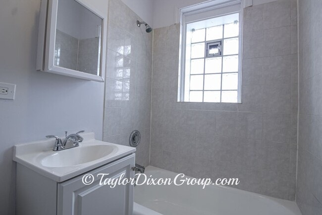 Photo - 4033 W Gladys Ave Unit 3S