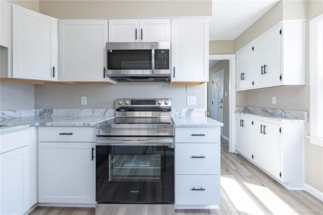 Photo - 4137 Ellery Ave