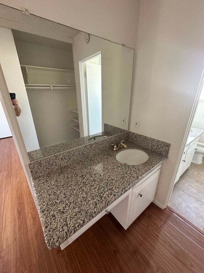 1127 Magnolia St Unidad 3