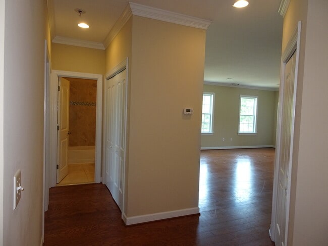 Photo - 3 bed condo with a golf course view in Bra...