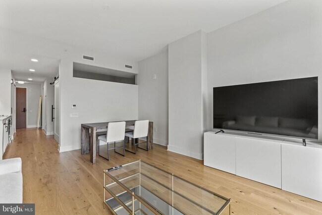 Photo - 1211 Van St SE Apartment Unit 1309