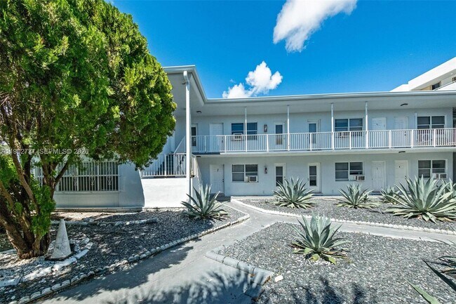 Building Photo - 7271 Gary Ave Unit 26