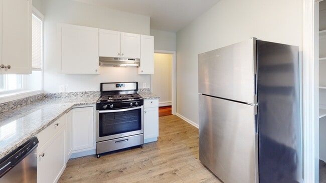 Photo - 677 Bennington St Apartments Unit 3