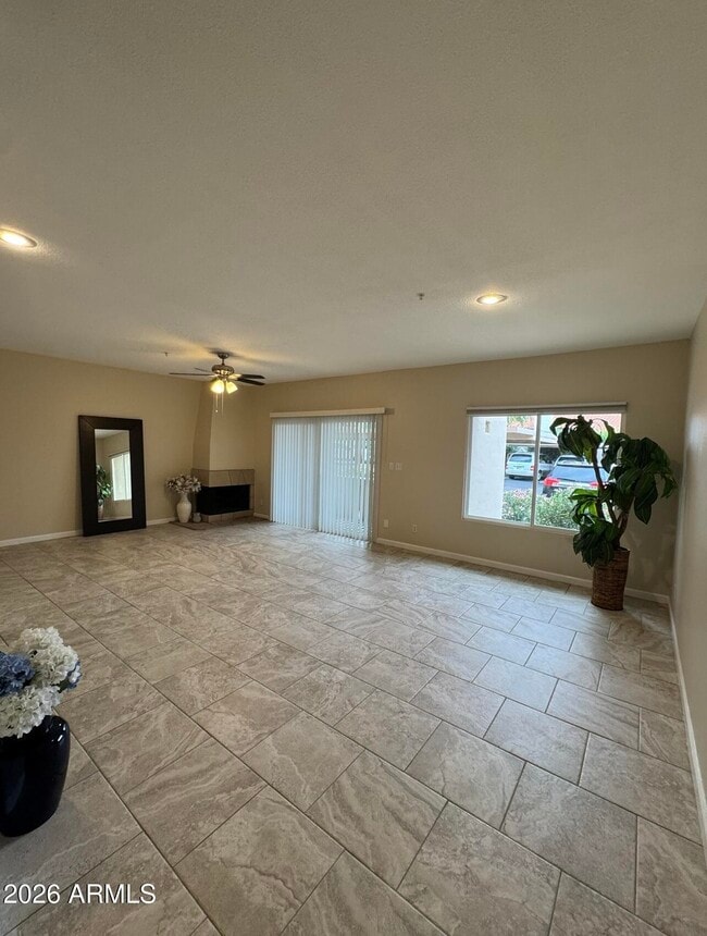 Building Photo - 11333 N 92nd St Unit 1035