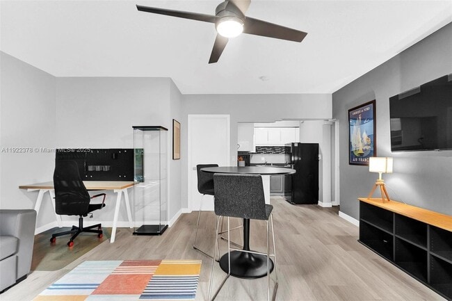 Photo - 10076 E Bay Harbor Dr Unit 76A