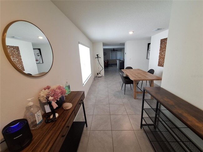 Photo - 511 Sunlit Coral St