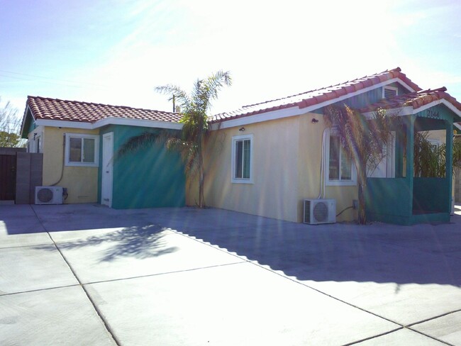 Building Photo - 245 N 23rd St Unit 245 N 23rd St Rental