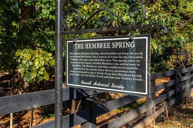 Photo - 390 Hembree Rd