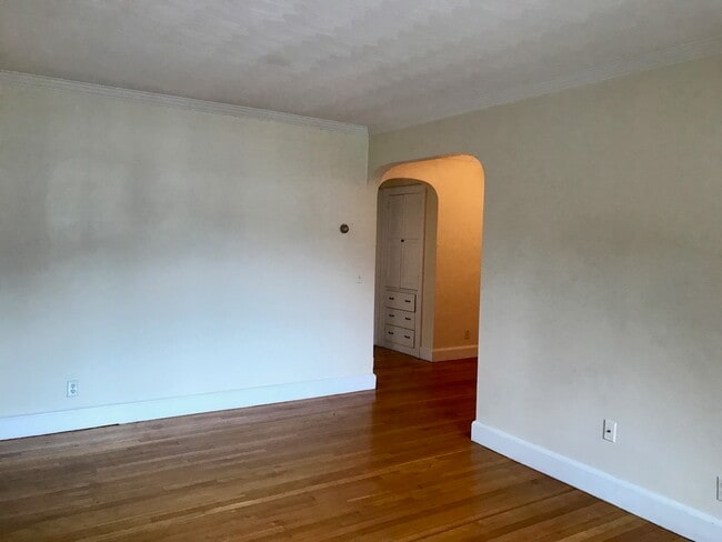 Photo - 9 Mount Ida St Unit 2