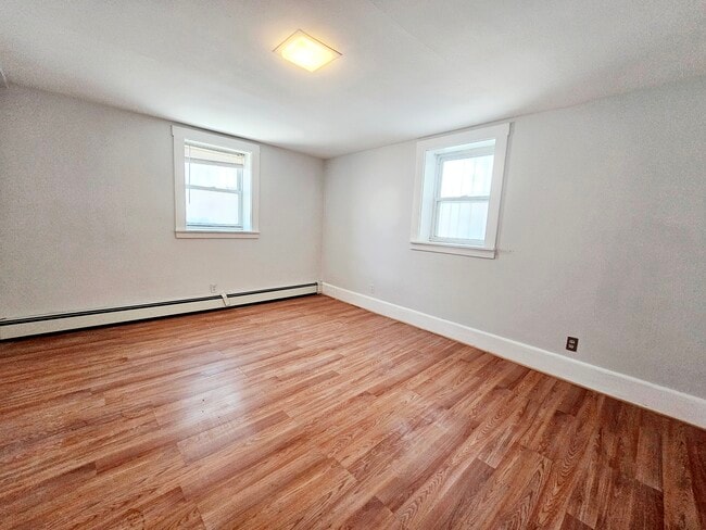 Photo - 317 Saint Paul St Unidad B