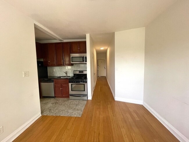 Photo - 57 Corbin Ave Unit 4