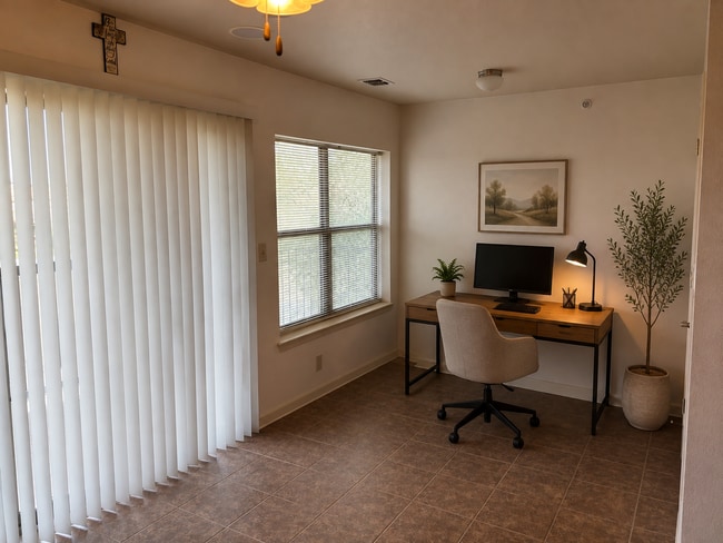 Photo - 4111 Medical Dr