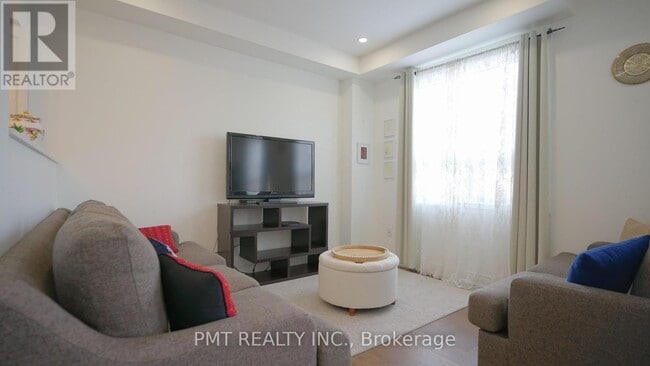 Photo - 7155 Magistrate Terrace