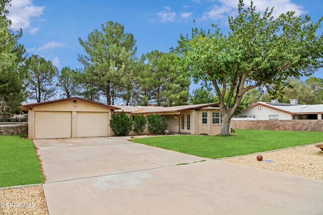 801 Montclair Dr