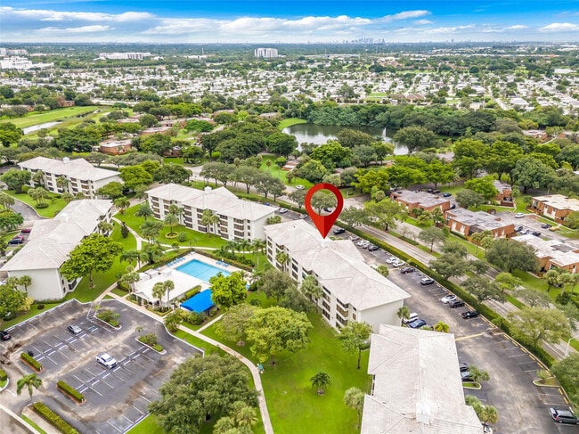 Photo - 1719 Whitehall Dr Unit 406