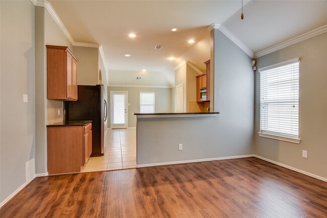 Photo - 2915 Kainer Meadows Ln