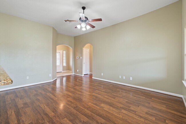 Photo - 18875 Maverick Ranch Rd E