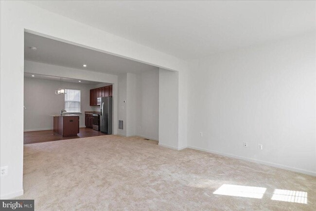 Photo - 21 Stafford Pl