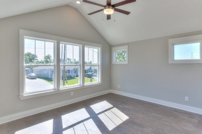 Photo - 3516 Albee Dr