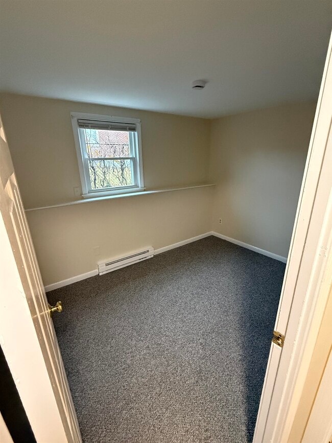 Photo - 2 Grand Ave Unidad 7