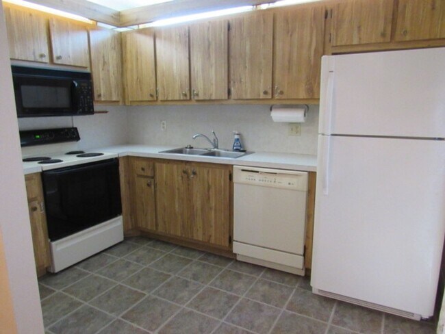 Photo - 2 bedroom 2 bathroom Townhome