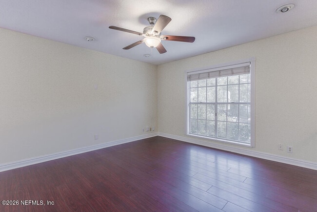 Photo - 1205 16th St N