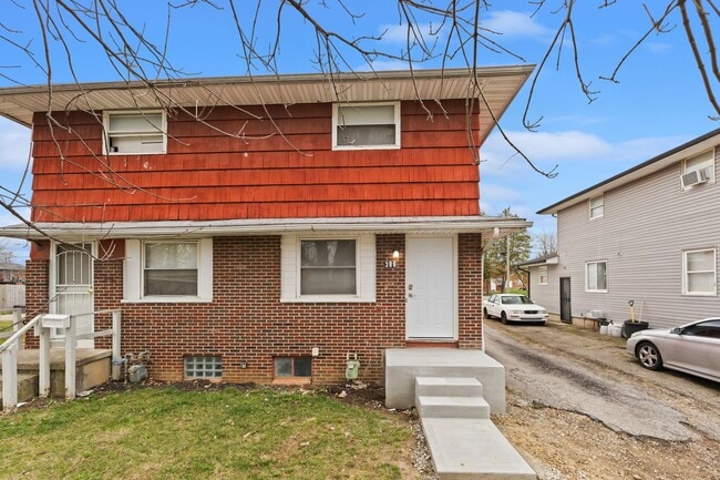 Building Photo - 384-386-386 S Napoleon Ave