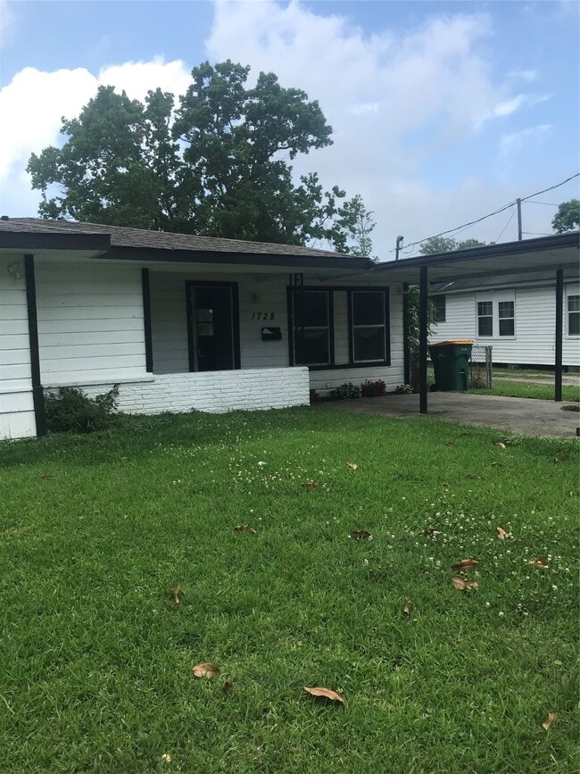 Building Photo - 1728 Kansas St Rental