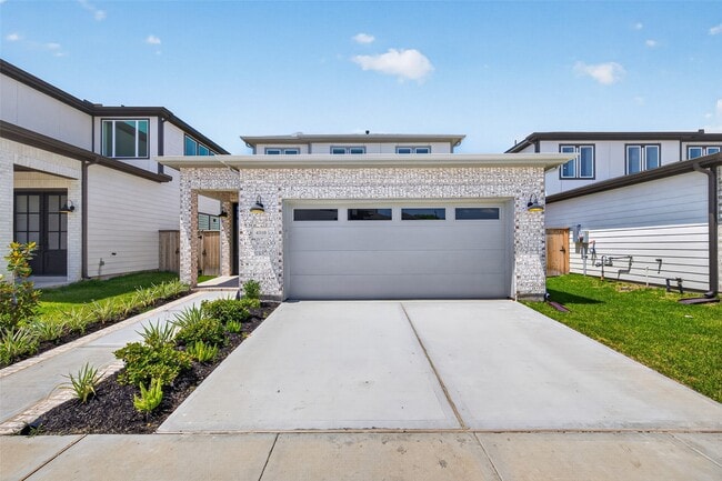 Photo - 703 Sonfield Dr