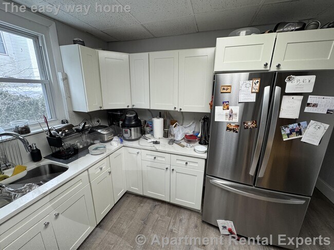 Photo - 11 Burnham St Unit #1