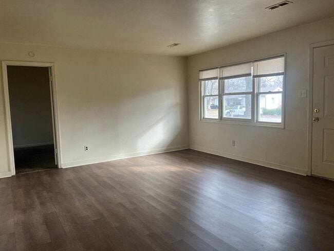 Photo - 3511 SW Clare Ave