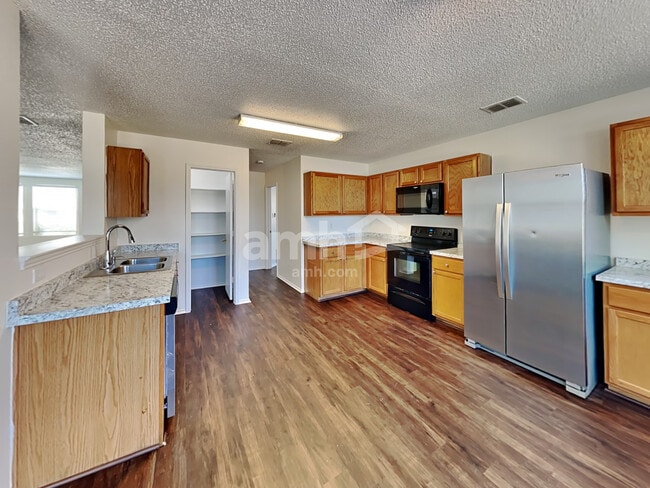 Photo - 14847 Canyon Ridge Dr
